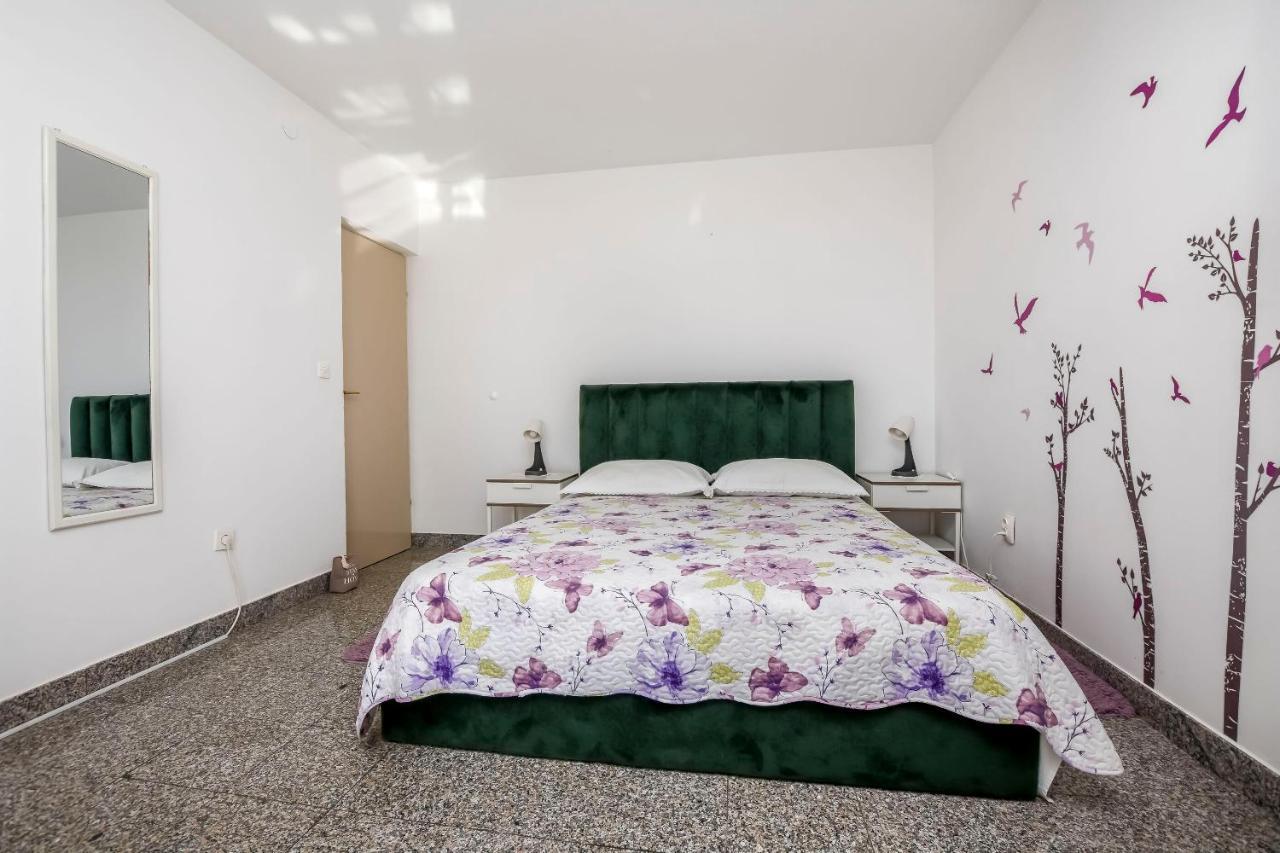 Apartments Dajana Primošten Zewnętrze zdjęcie